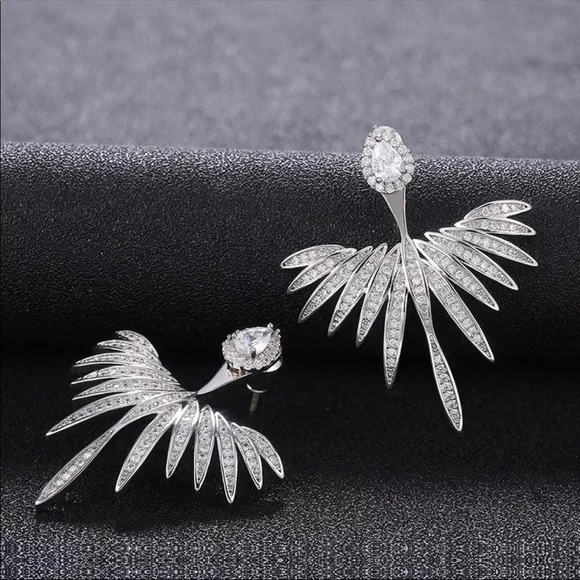 New 925 Silver Wings of Angel Diamond Stud Earrings - Picture 2 of 5